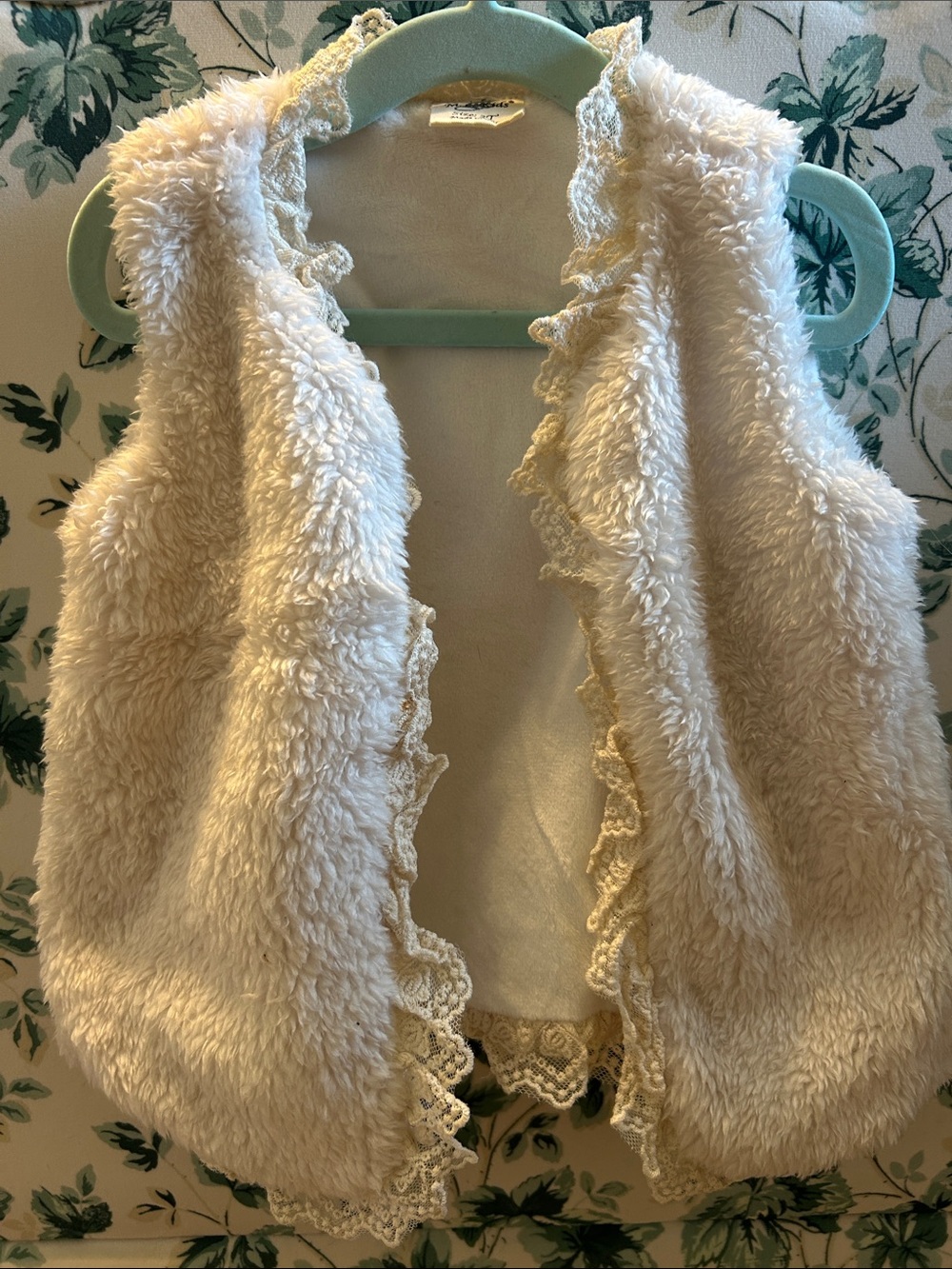 Cozy Cream Faux Fur Lace-Trim Vest